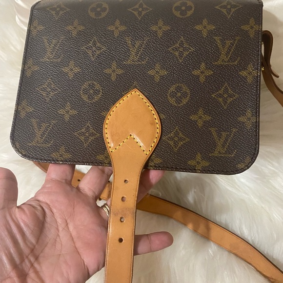 Authentic Louis Vuitton Cartouchiere MM shoulder bag - Picture 3 of 13